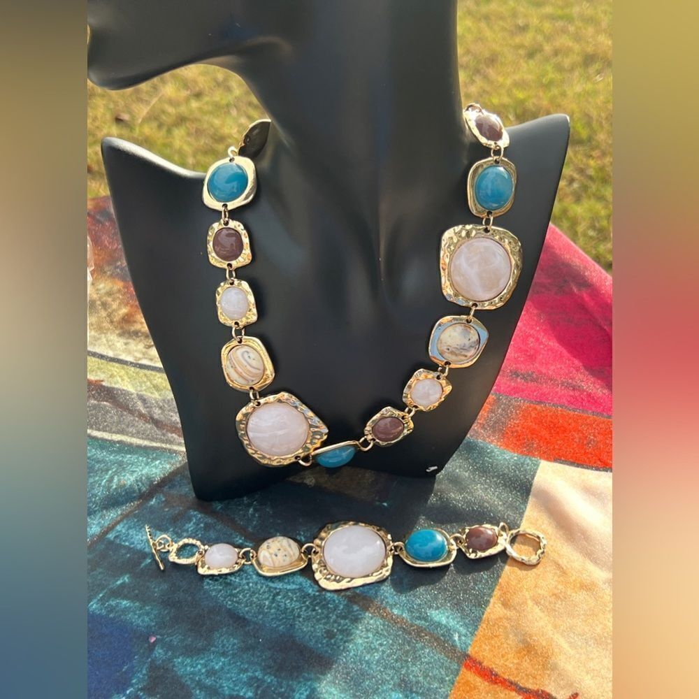 Vintage Inspired Multi-Stone Necklace Bracelet Set - Picture 8 of 14